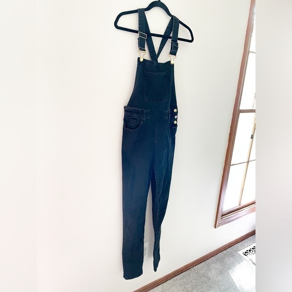 Revolve WeWoreWhat High Rise Skinny Overalls in Black Size M Stretch Gold Button - Picture 2 of 10